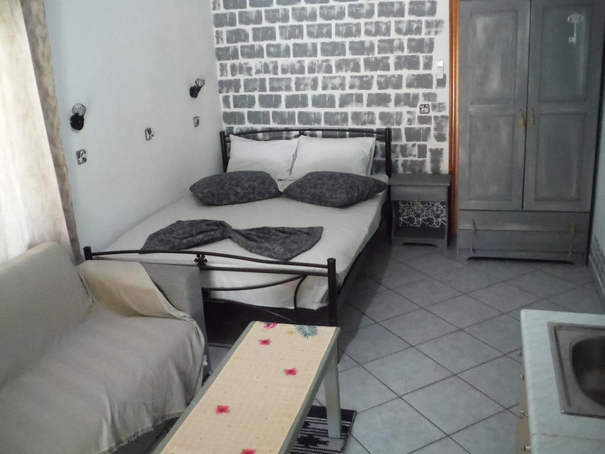 לימנאס Port Rooms מראה חיצוני תמונה